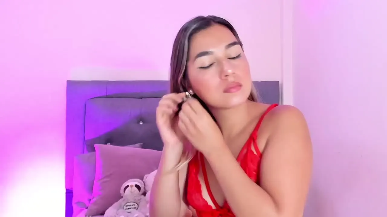 Offline MollyParker on Streamray