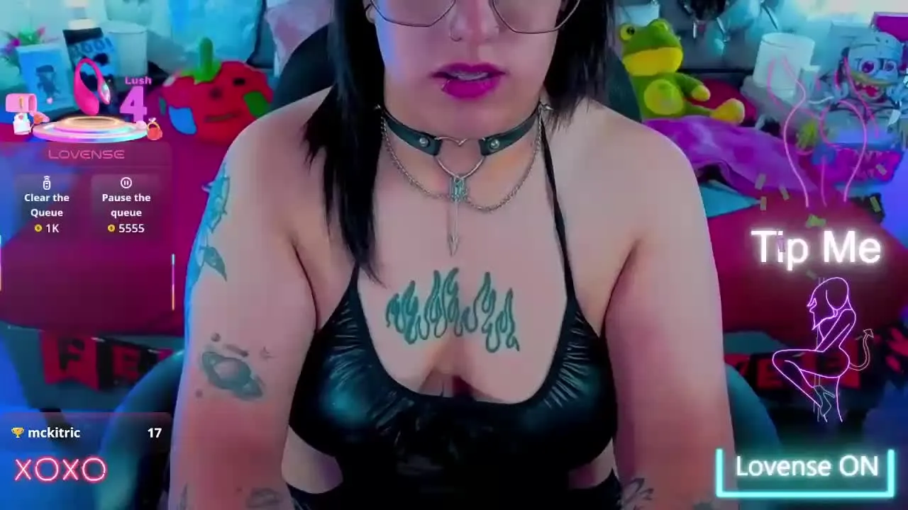 Offline NatalieHarris on Streamray