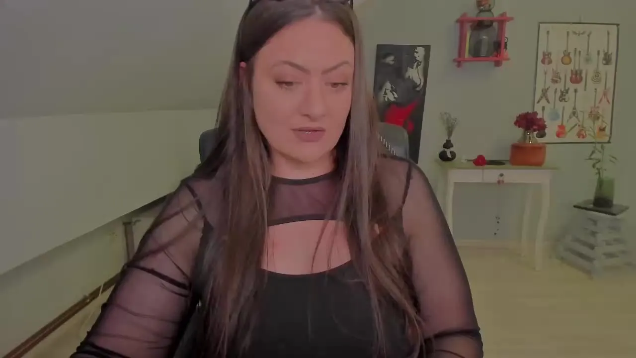 Offline RachelBliss on Streamray