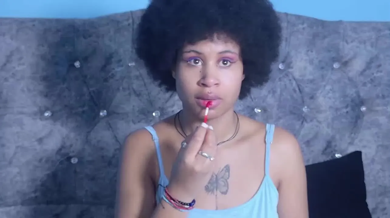 Offline RachellAnnXd on Streamray