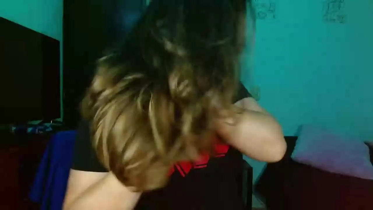 Offline Salome_johnson on Streamray