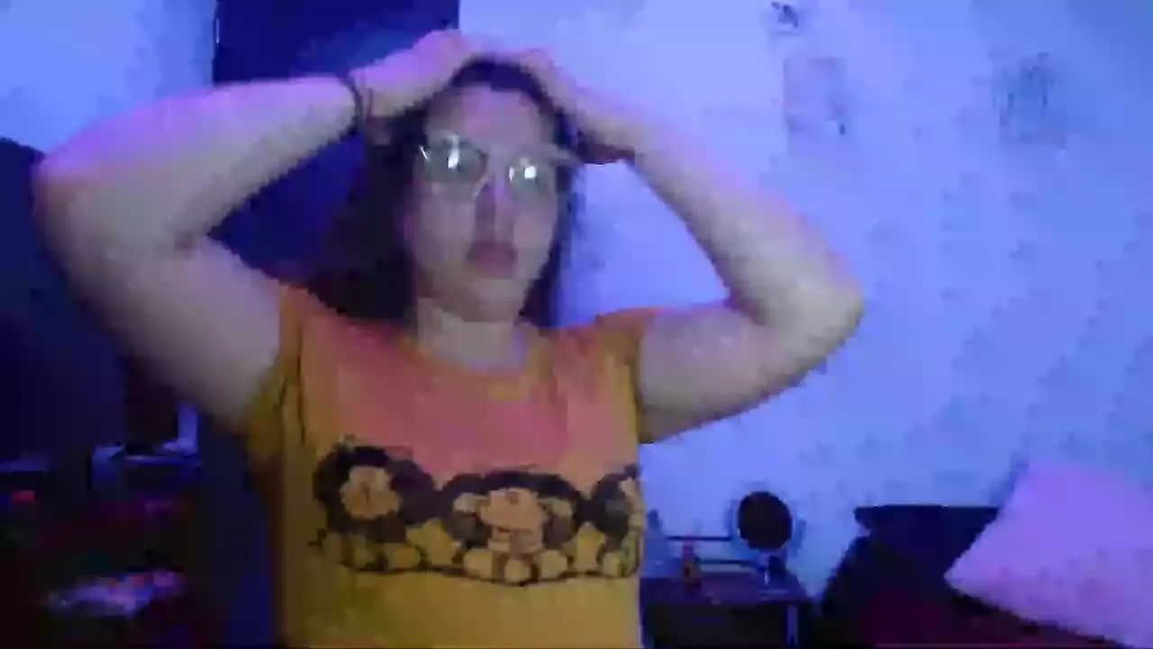 Offline Salome_johnson on Streamray