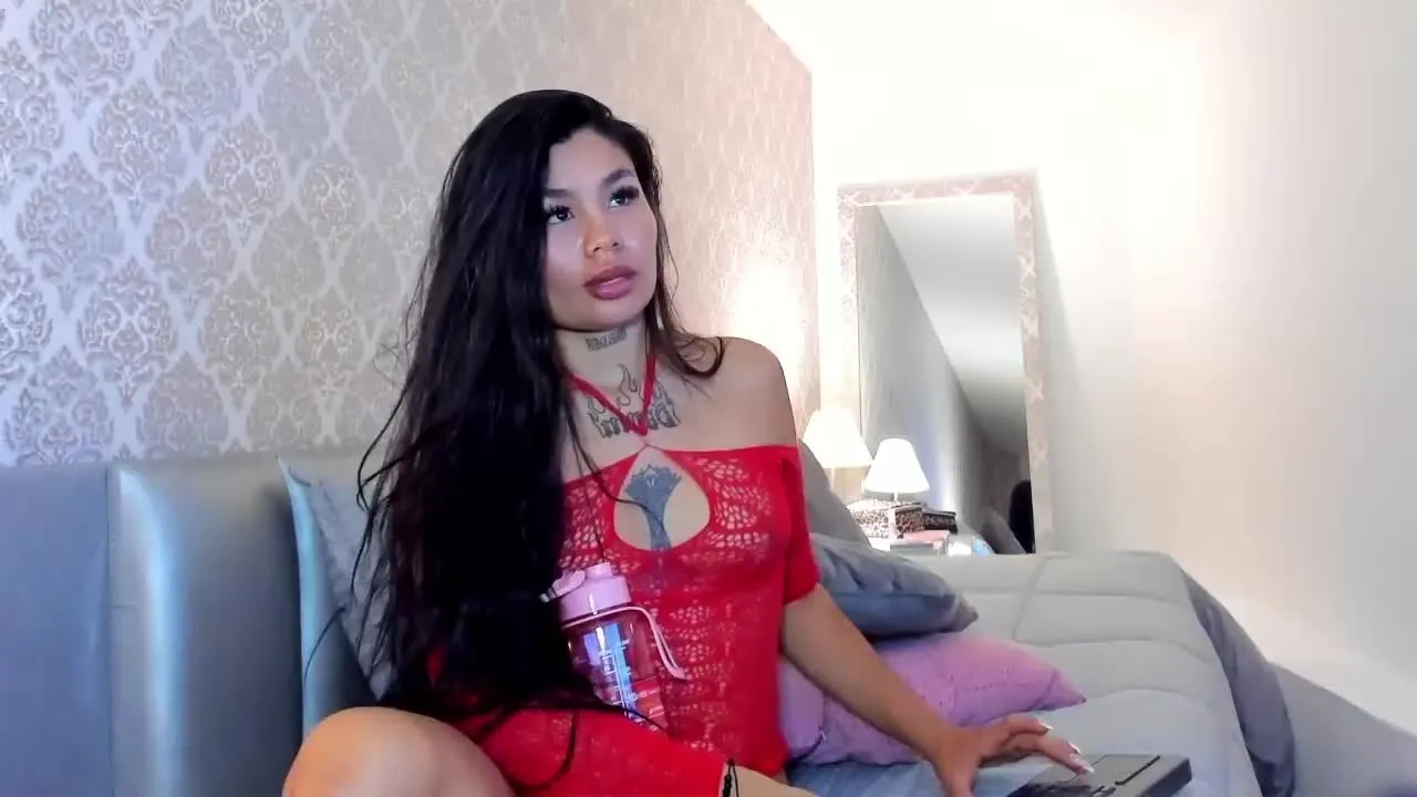 SaraWalker on Streamray 