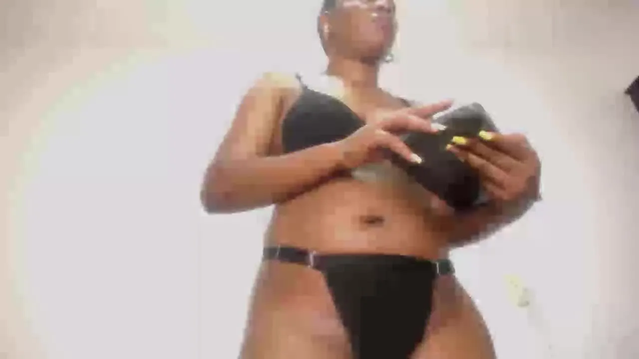 Offline Scarlett_Browm on Streamray