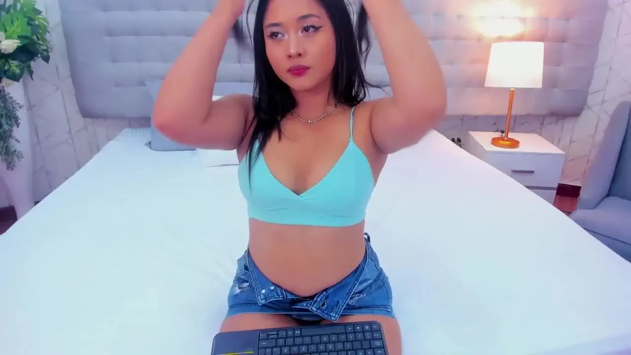 Offline SharitSmith on Streamray