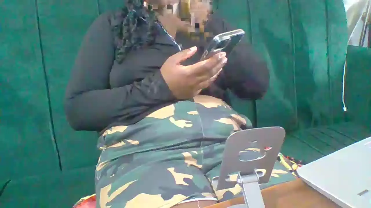 Offline Sherry5g on Streamray