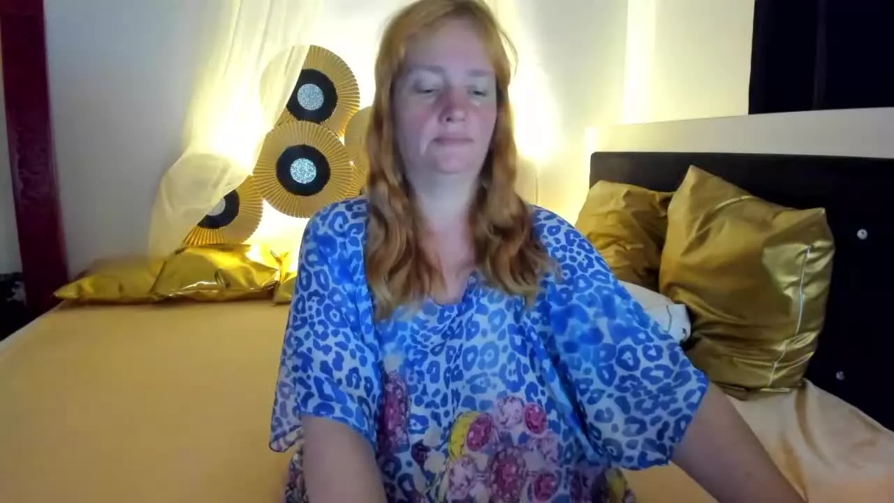 Offline SinFullTitsDD on Streamray