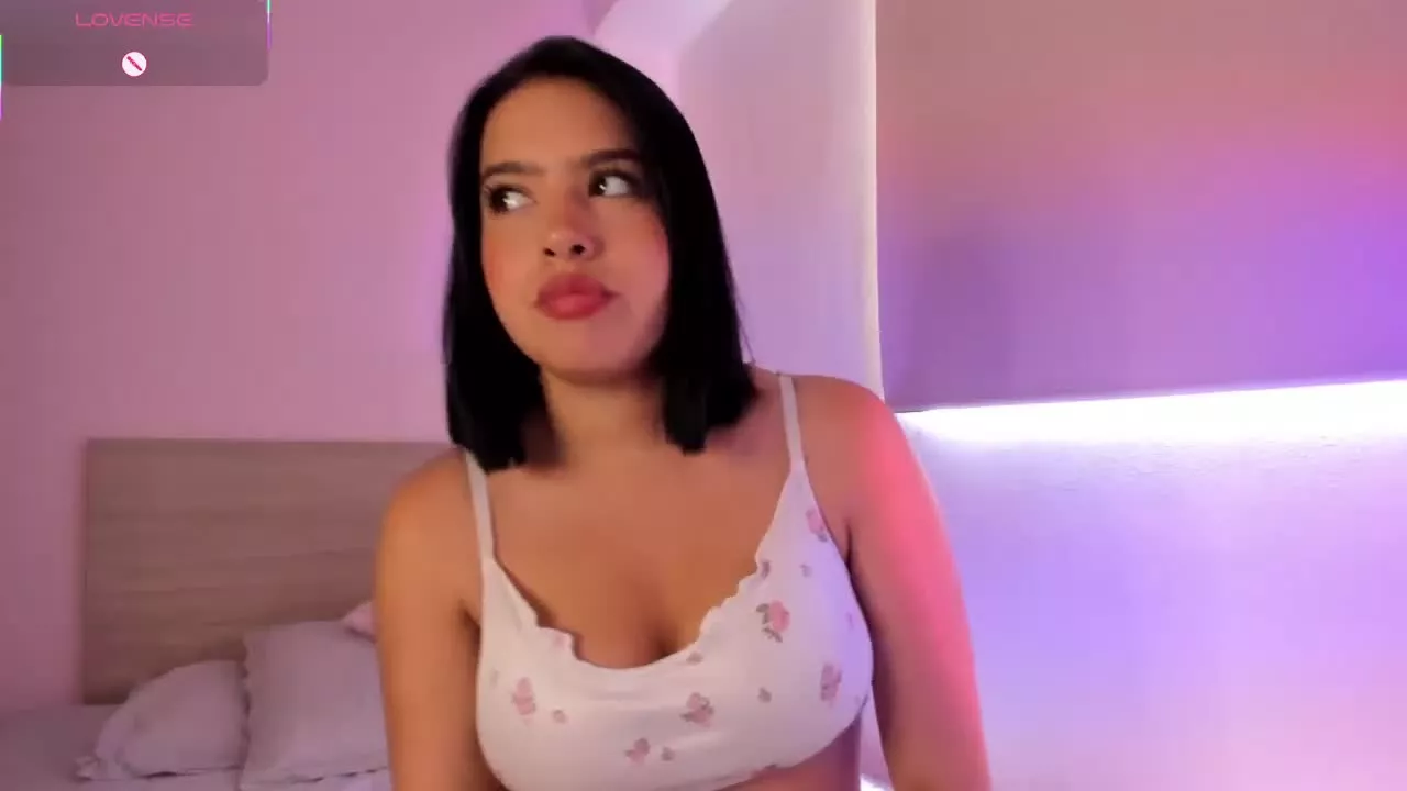 Offline SophiiaGarcia on Streamray