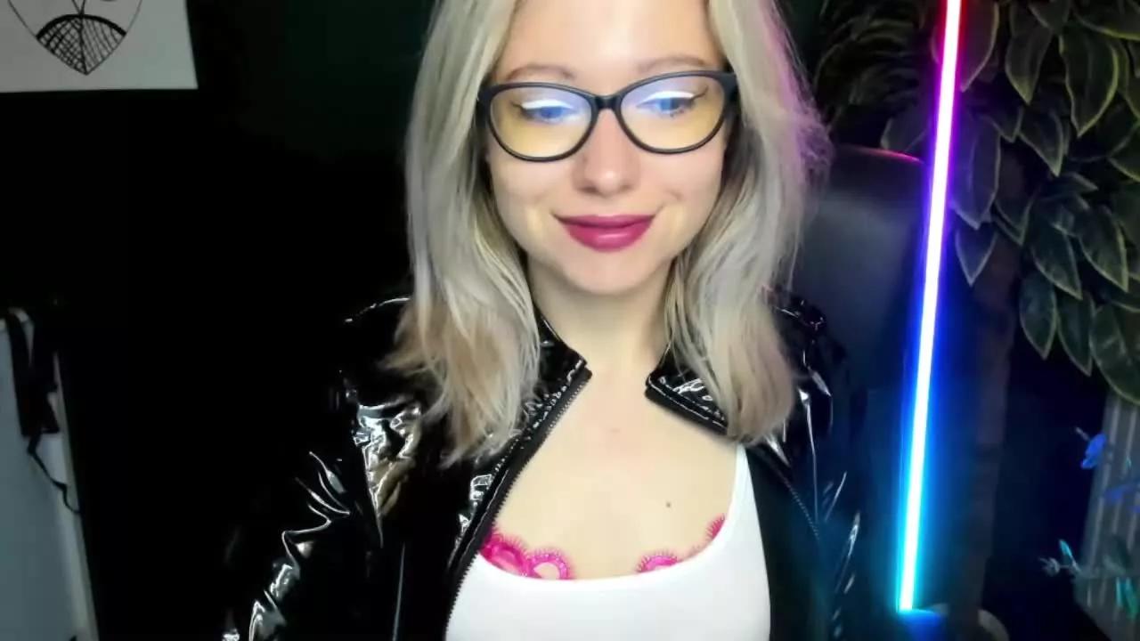 tasty_Heidi from Streamray
