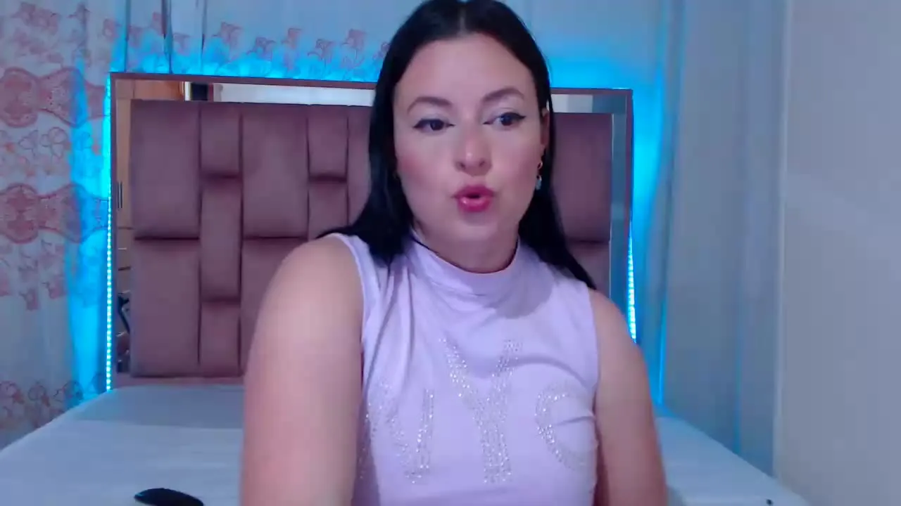 Offline VaaleryStark on Streamray