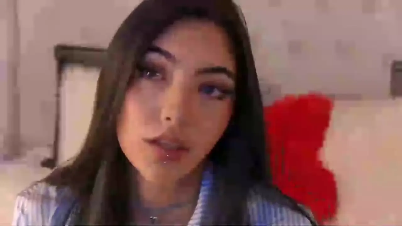 Offline VeronicaPonce on Streamray