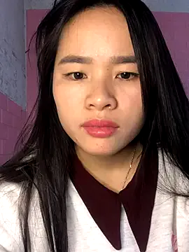 Freechat -Lisa-03 on StripChat