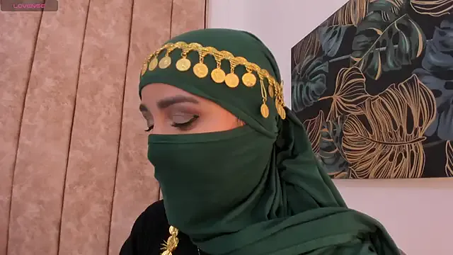 Freechat _alishaa_c on StripChat