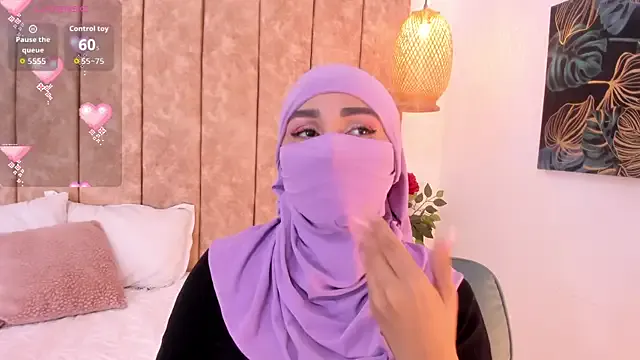 Freechat _alishaa_c on StripChat