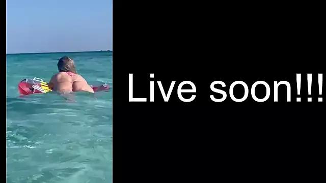 _Allie_ from StripChat