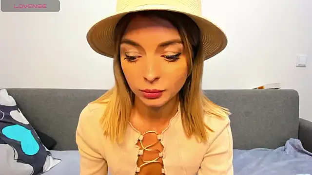 Freechat _ellen_meow_ on StripChat