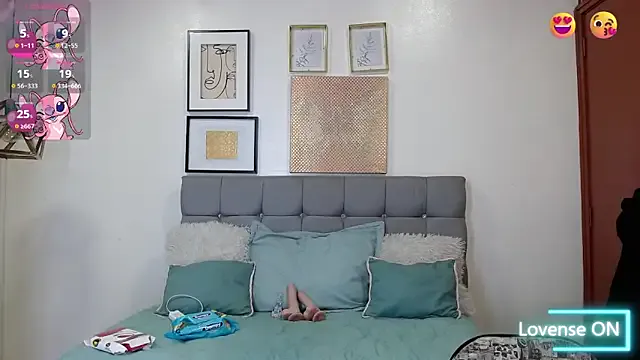 Freechat _naomi_s on StripChat