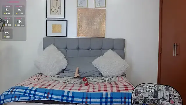 Freechat _naomi_s on StripChat