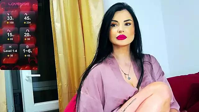 _Nicolle_K from StripChat is Freechat