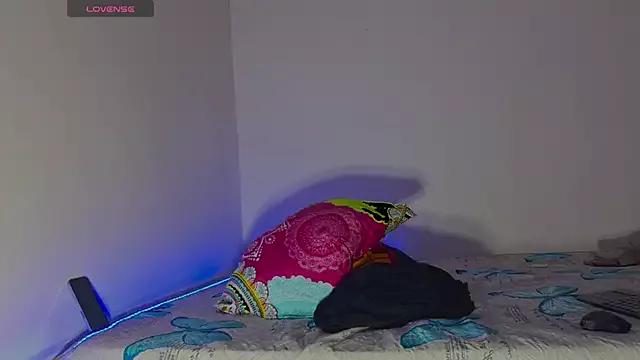 _peter_roy_ from StripChat is Freechat