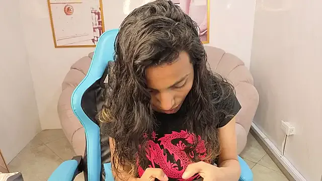 Freechat _wendy_b on StripChat