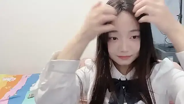 Freechat _xiaoniaojiang on StripChat