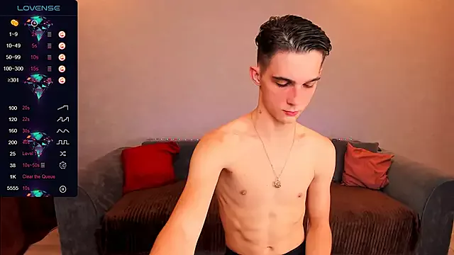 Freechat Aaron_Boom on StripChat