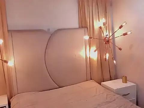 Abril_Hillss from StripChat is Freechat