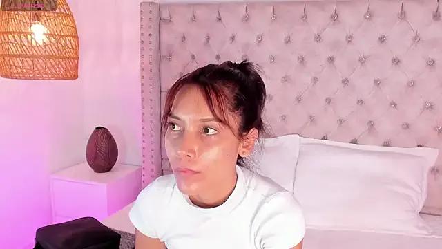 AdharaMancinii from StripChat