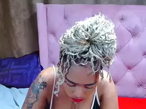 Freechat AFRICANGODDESSXXX on StripChat