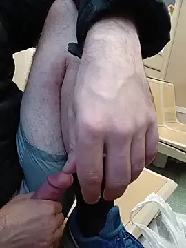 Freechat afTerparTycloudz on StripChat