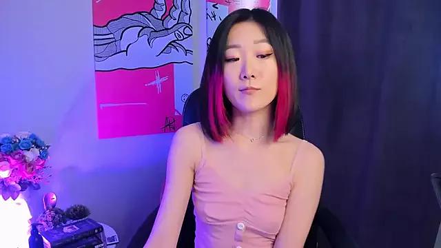 AikoYamada from StripChat is Freechat