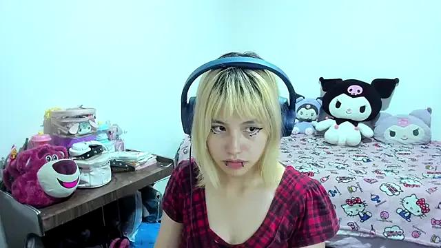 Akane-Mou from StripChat