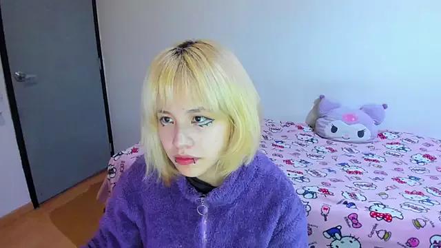 Akane-Mou from StripChat