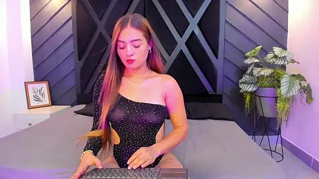 Alana_cox_ from StripChat is Freechat