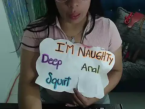 Alanafire on StripChat 