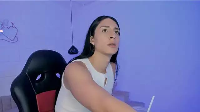 alejasantorini_dl from StripChat is Freechat
