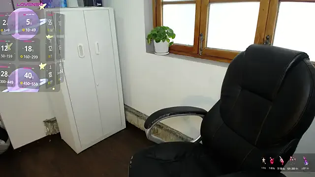 Freechat alexia_james_ on StripChat