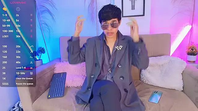 Alexis_Evanss from StripChat is Freechat
