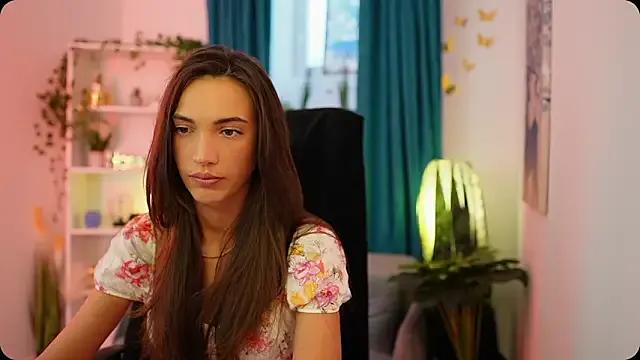 Alexis_Love_ from StripChat is Freechat