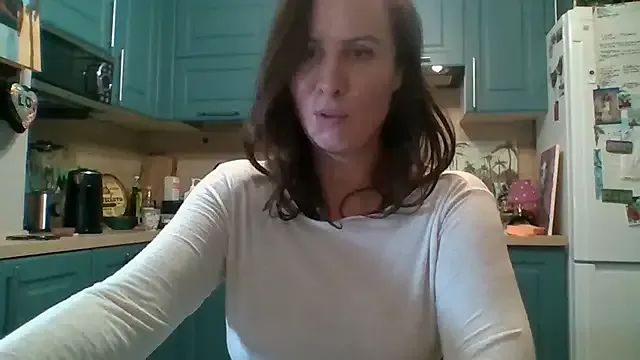 Freechat ALICAINWONDERLAND on StripChat