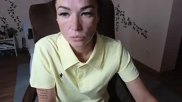Alice_Amou from StripChat is Freechat