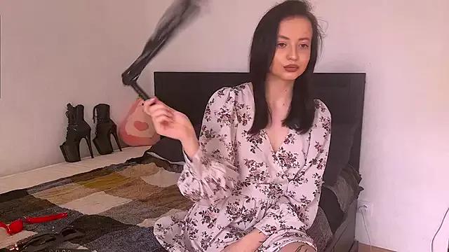 AliceLeros from StripChat is Freechat