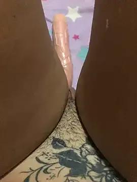 AliceXmoore from StripChat is Freechat