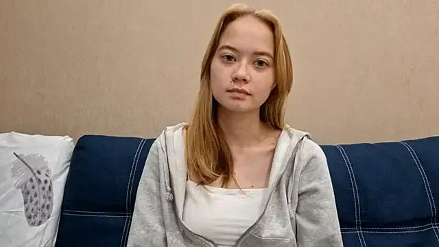 ALISALISAAS from StripChat is Freechat