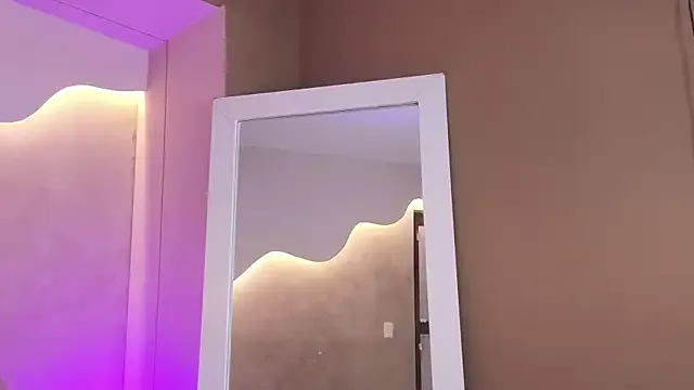 Freechat AlisonMartinezz on StripChat