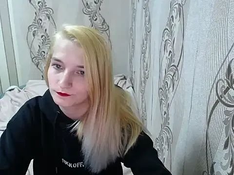 Group AlissaClark on StripChat