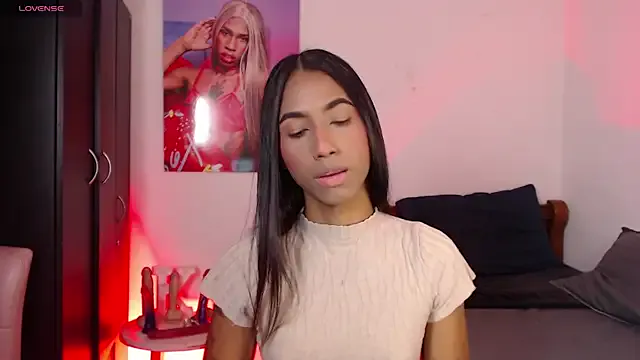 Freechat Alissemasiel on StripChat