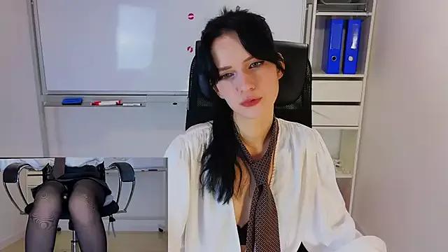 Alisssse from StripChat is Freechat
