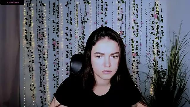 allison_black_ from StripChat is Freechat